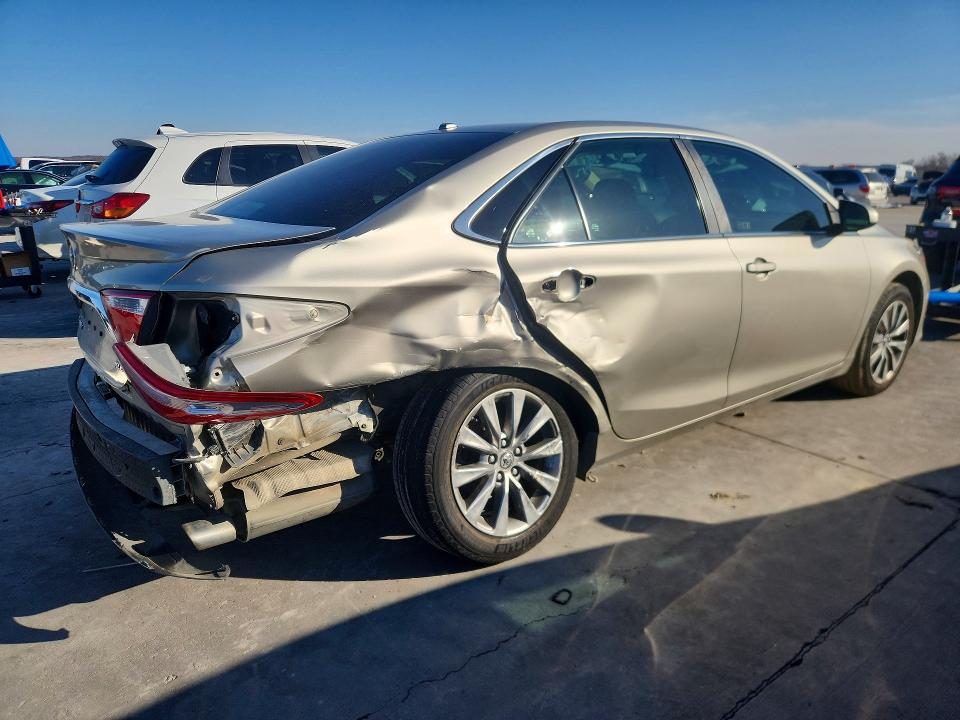 Photo 3 from auction – 2017 TOYOTA CAMRY with VIN 4T1BF1FK0HU737818