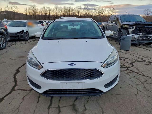 Photo 5 from auction – 2016 FORD FOCUS with VIN 1FADP3F26GL277726