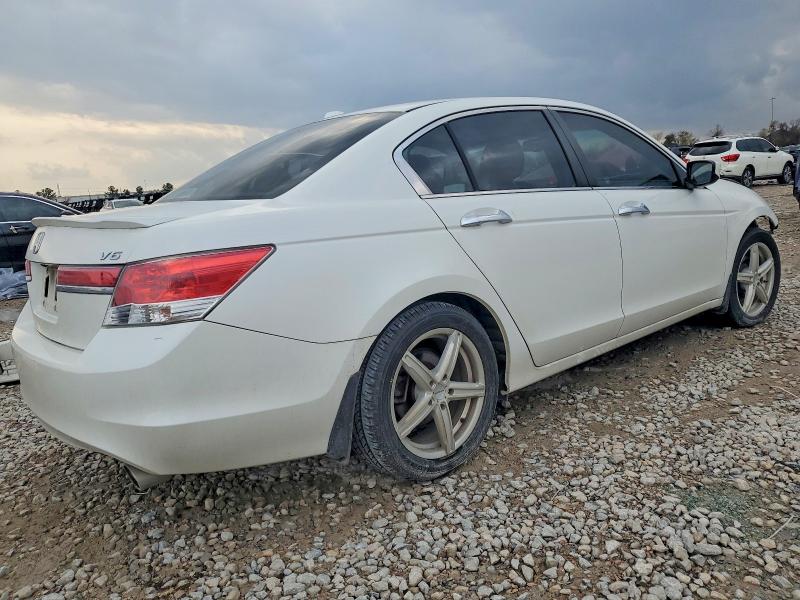 Photo 3 from auction – 2012 HONDA ACCORD EXL with VIN 1HGCP3F8XCA033174