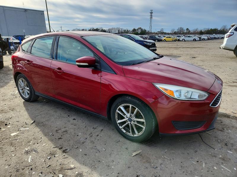 Foto 4 de la subasta – 2017 FORD FOCUS SE con VIN 1FADP3K28HL346469