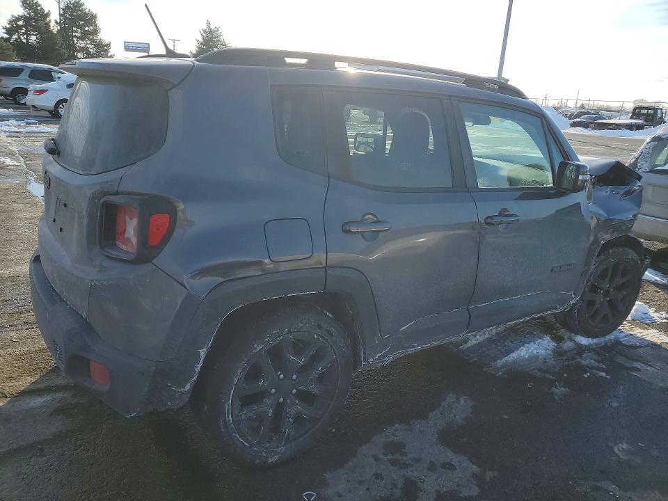 Photo 3 from auction – 2017 JEEP RENEGADE L with VIN ZACCJABB6HPF38125