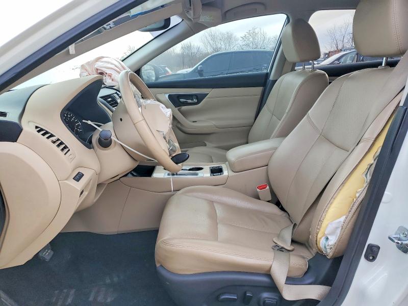 Photo 7 from auction – 2016 NISSAN ALTIMA with VIN 1N4AL3APXGC172656