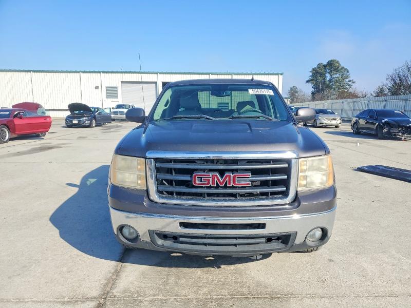 Photo 5 from auction – 2010 GMC SIERRA C15 with VIN 1GTSCWE06AZ195790