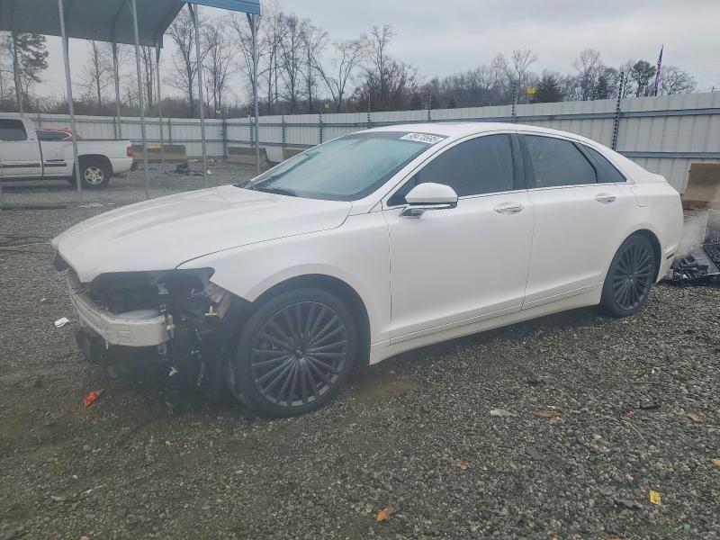 Photo 1 from auction – 2017 LINCOLN MKZ RESERV with VIN 3LN6L5FC6HR646540