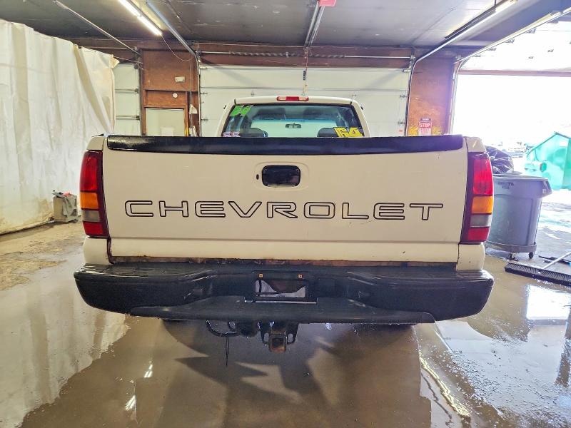 Photo 6 from auction – 2000 CHEVROLET SILVERADO with VIN 1GCGK29U7YE232264