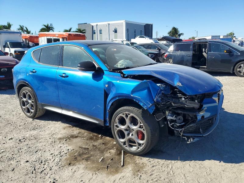 Photo 4 from auction – 2024 ALFA ROMEO TONALE TI with VIN ZASPATCW3R3048010