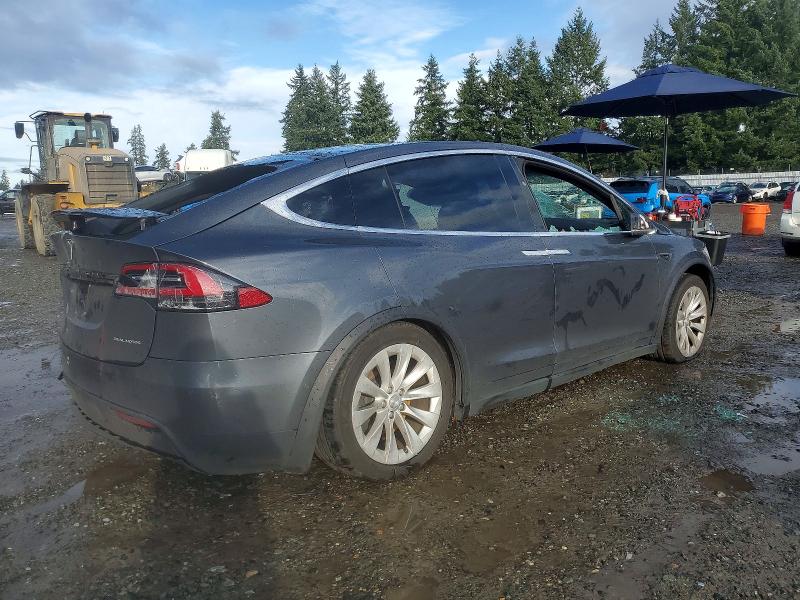 Photo 3 from auction – 2020 TESLA MODEL X with VIN 5YJXCBE29LF233604