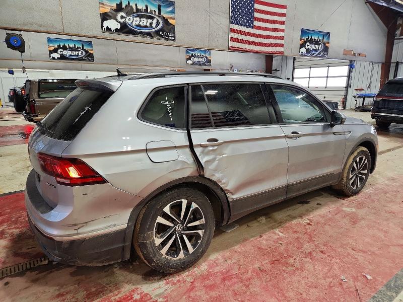 Photo 3 from auction – 2024 VOLKSWAGEN TIGUAN S with VIN 3VVFB7AX2RM186399