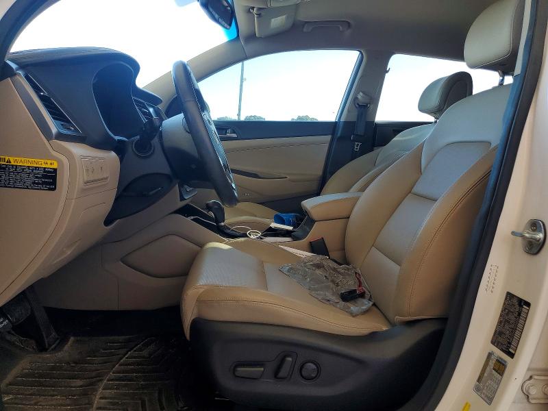 Photo 7 from auction – 2017 HYUNDAI TUCSON with VIN KM8J33A41HU508363