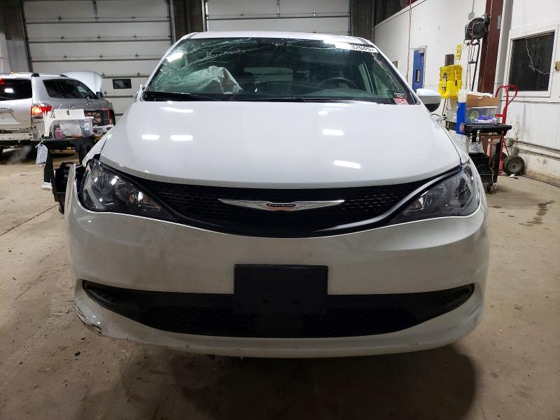 Photo 5 from auction – 2023 CHRYSLER VOYAGER with VIN 2C4RC1CG5PR578804