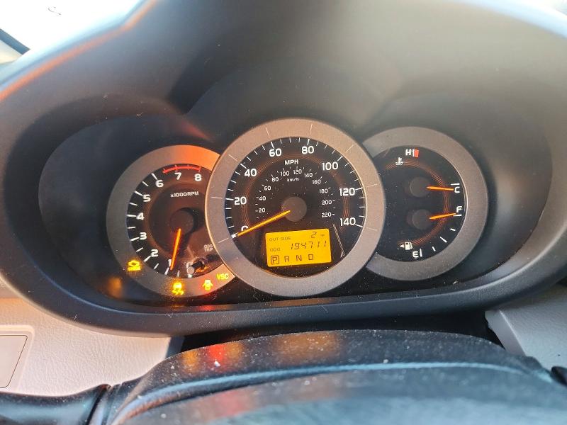 Photo 9 from auction – 2007 TOYOTA RAV4 with VIN JTMZD33V176043645