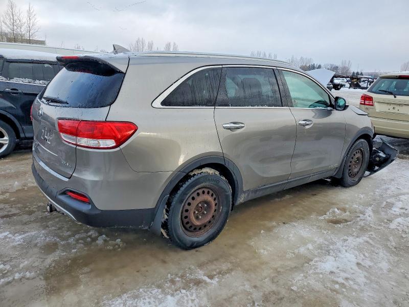 Photo 3 from auction – 2017 KIA SORENTO EX with VIN 5XYPHDA59HG195448