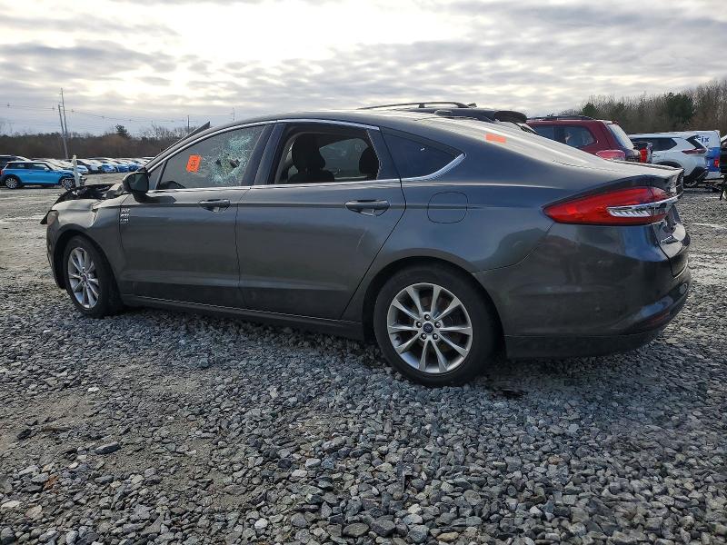 Photo 2 from auction – 2017 FORD FUSION SE with VIN 3FA6P0HD2HR126388