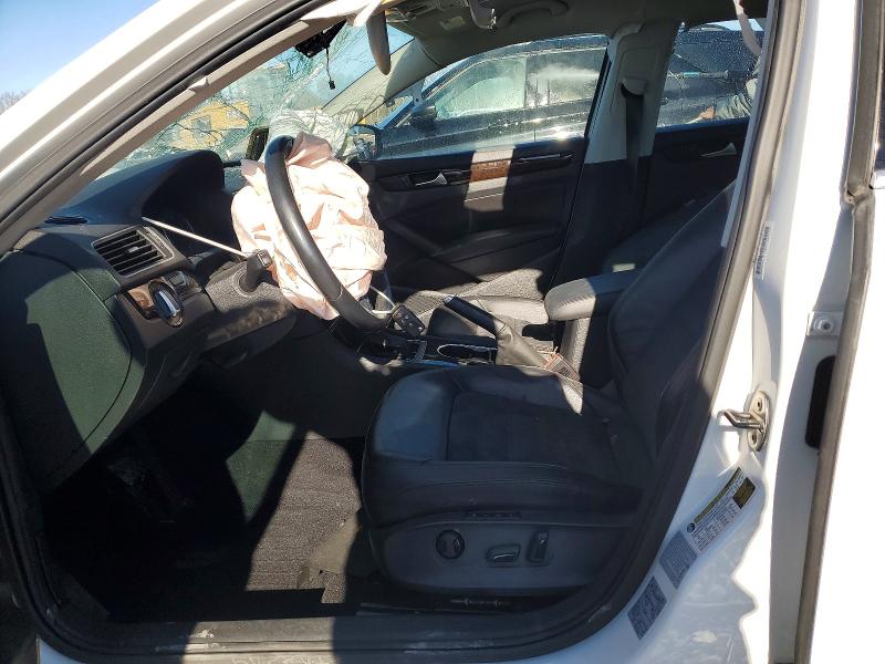 Photo 7 from auction – 2015 VOLKSWAGEN PASSAT SEL with VIN 1VWCV7A32FC001784