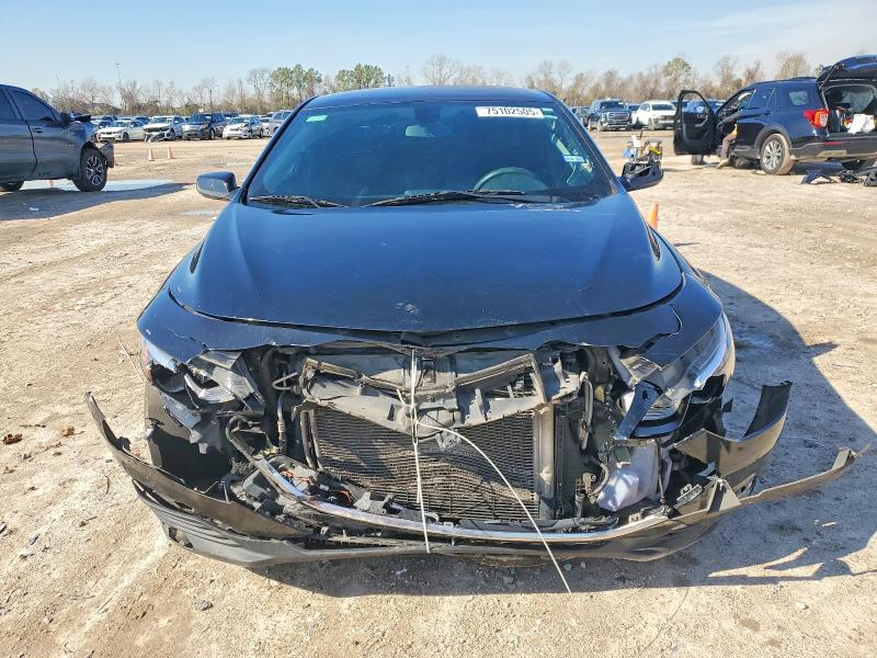 Photo 5 from auction – 2019 CHEVROLET MALIBU LT with VIN 1G1ZD5ST3KF211735