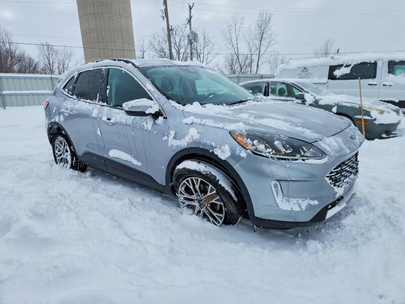 Photo 4 from auction – 2021 FORD ESCAPE with VIN 1FMCU9H66MUA64424