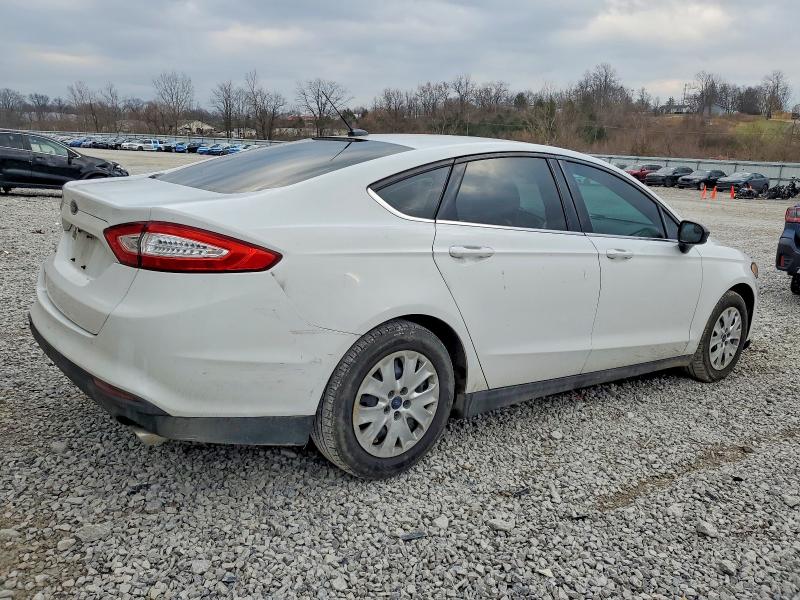 Photo 3 from auction – 2014 FORD FUSION S with VIN 3FA6P0G70ER351755