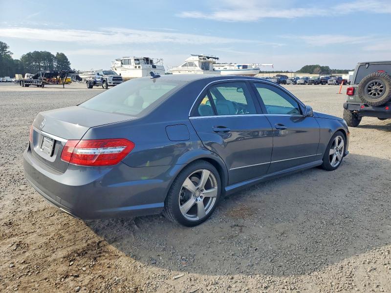 Photo 3 from auction – 2011 MERCEDES-BENZ E 350 with VIN WDDHF5GB5BA458609