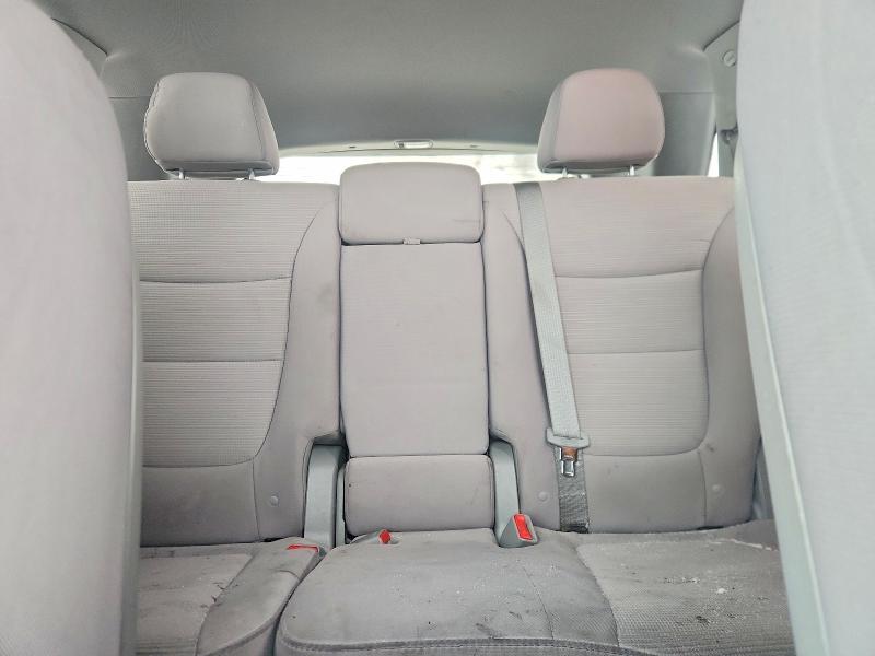 Photo 10 from auction – 2015 KIA SORENTO LX with VIN 5XYKTCA65FG585360