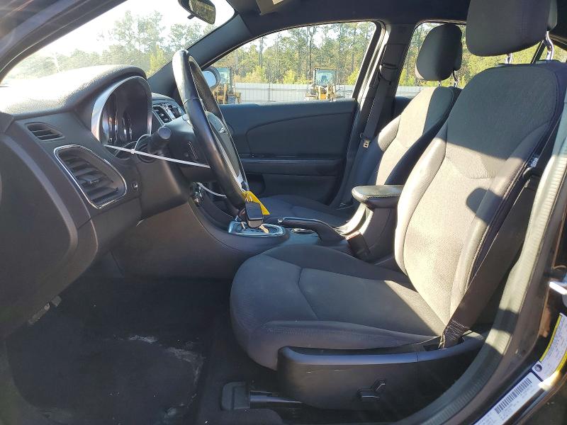 Photo 7 from auction – 2012 CHRYSLER 200 TOURIN with VIN 1C3CCBBB4CN268981