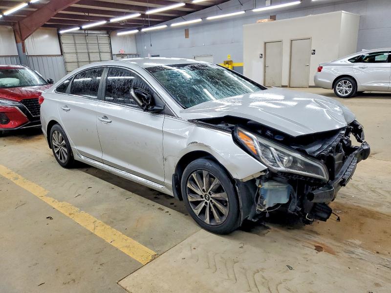 Photo 4 from auction – 2015 HYUNDAI SONATA SPO with VIN 5NPE34AF1FH142442