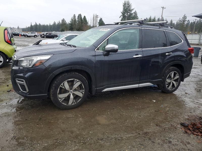 SUBARU FORESTER 2019 with VIN JF2SKAWC7KH588446 - Photo from auction