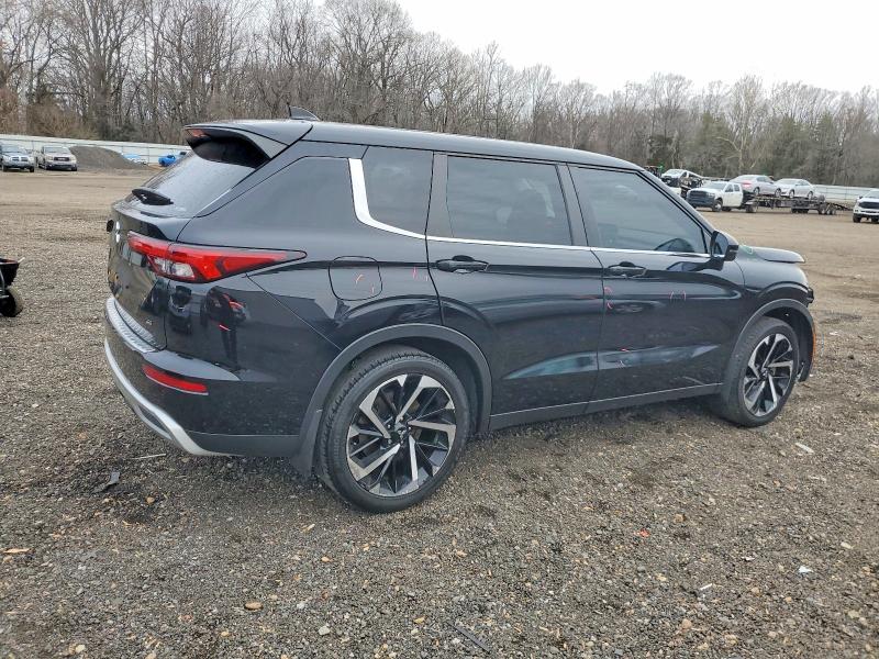 Photo 3 from auction – 2023 MITSUBISHI OUTLANDER with VIN JA4J4UA86PZ019995