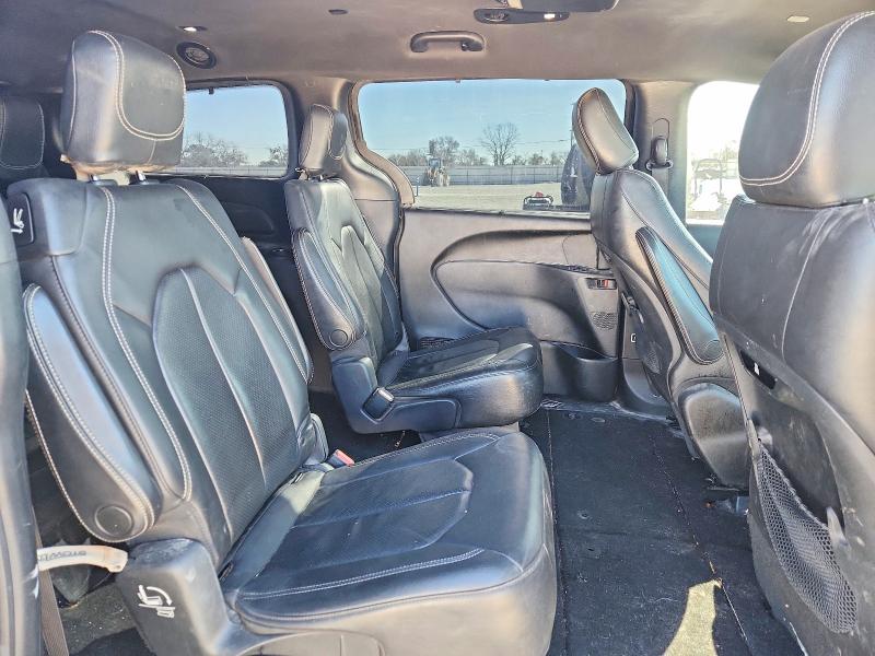 Photo 11 from auction – 2018 CHRYSLER PACIFICA with VIN 2C4RC1BGXJR350791