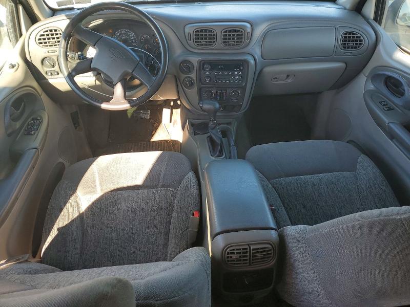 Photo 8 from auction – 2002 CHEVROLET TRAILBLAZE with VIN 1GNDT13S522529440