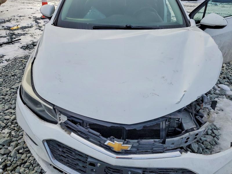 Photo 11 from auction – 2018 CHEVROLET CRUZE with VIN 3G1BE6SM6JS585103