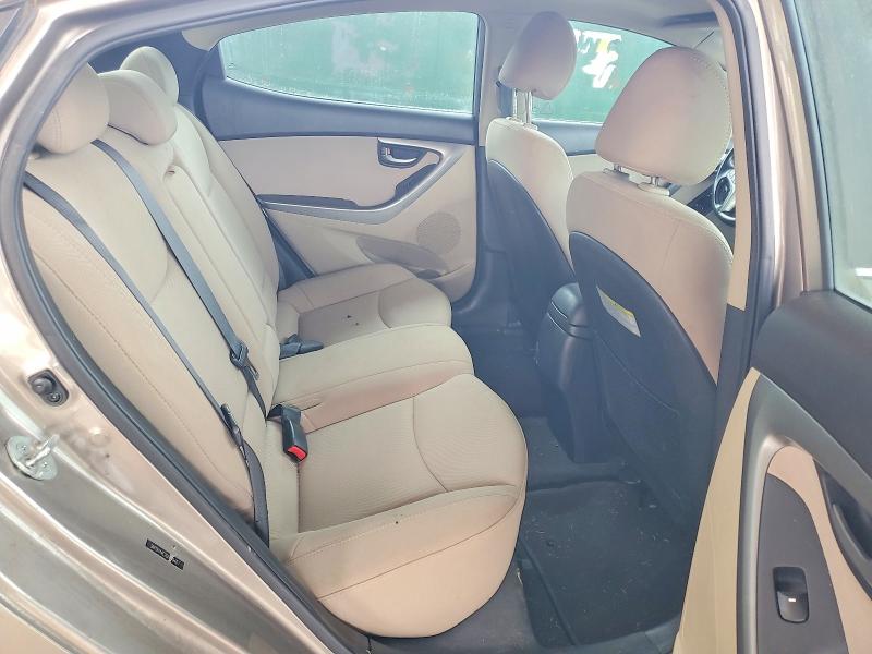 Photo 10 from auction – 2016 HYUNDAI ELANTRA with VIN 5NPDH4AE2GH679407