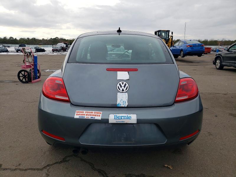 Photo 6 from auction – 2013 VOLKSWAGEN BEETLE with VIN 3VWJP7AT7DM608342