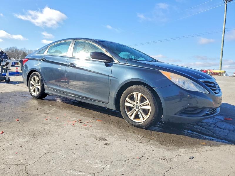 Photo 4 from auction – 2013 HYUNDAI SONATA GLS with VIN 5NPEB4AC7DH751458