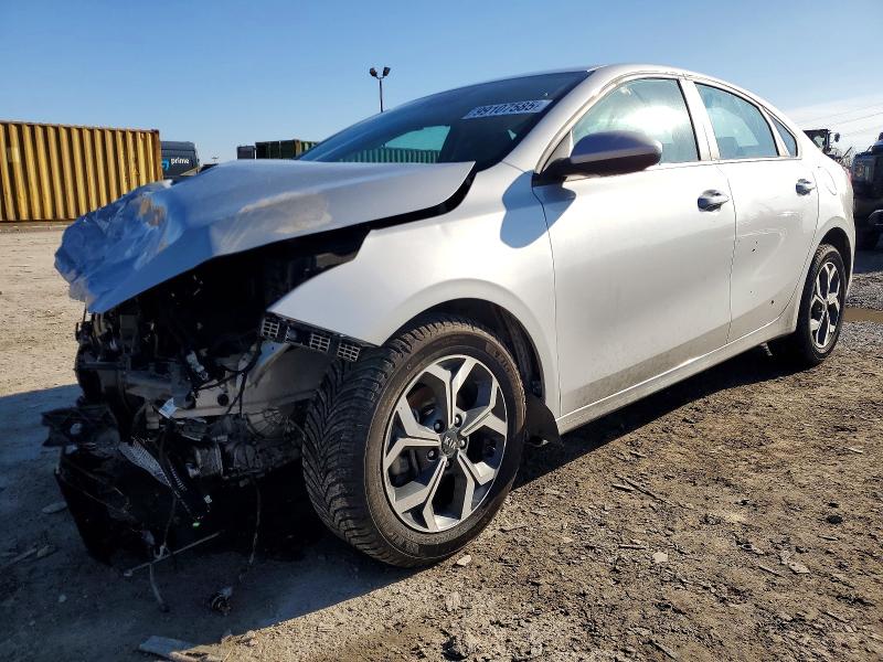 KIA FORTE 2021 with VIN 3KPF24AD4ME371639 - Photo from auction