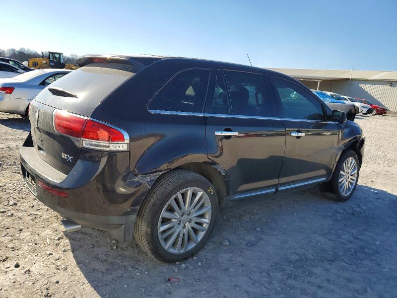 Photo 3 from auction – 2014 LINCOLN MKX with VIN 2LMDJ6JK5EBL13990