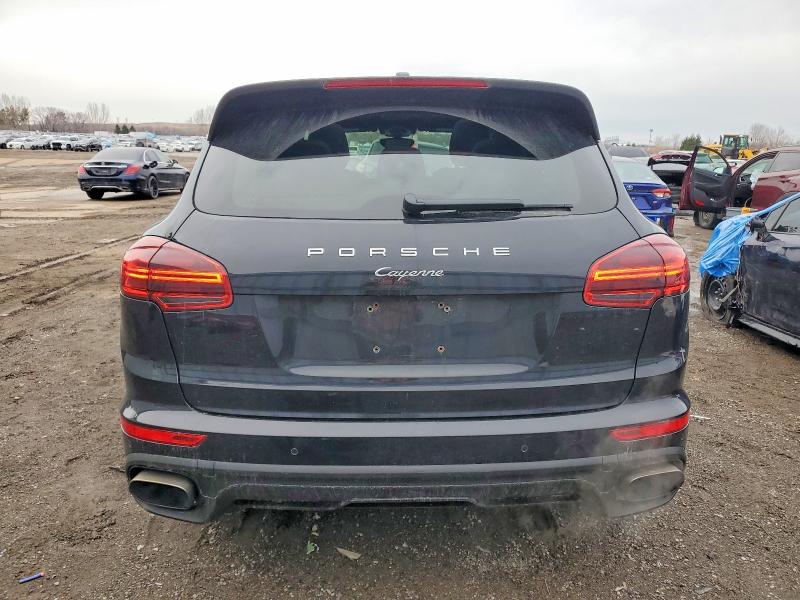 Photo 6 from auction – 2018 PORSCHE CAYENNE with VIN WP1AA2A2XJKA00122