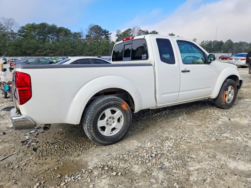 Photo 3 from auction – 2005 NISSAN FRONTIER K with VIN 1N6AD06U75C437242