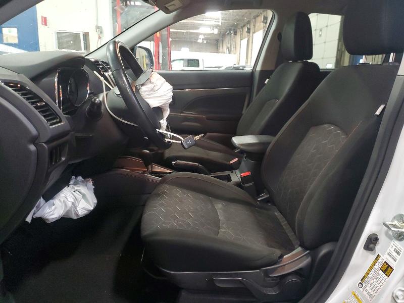 Photo 7 from auction – 2023 MITSUBISHI OUTLANDER with VIN JA4ARUAU9PU009697