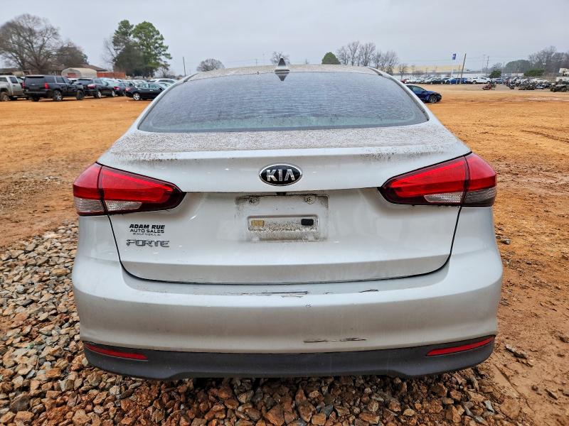 Photo 6 from auction – 2018 KIA FORTE with VIN 3KPFL4A79JE194931