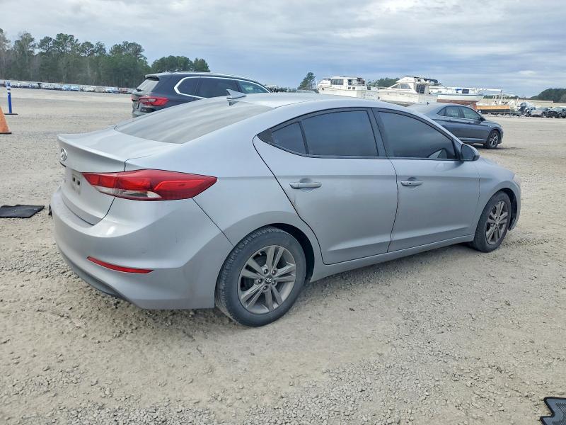Photo 3 from auction – 2017 HYUNDAI ELANTRA with VIN 5NPD84LF2HH141846