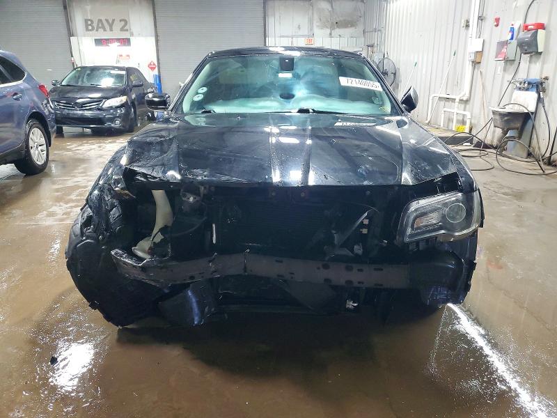 Photo 5 from auction – 2018 CHRYSLER 300 TOURIN with VIN 2C3CCAAG4JH308649