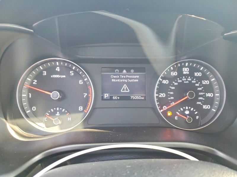 Foto 9 de la subasta – 2019 KIA FORTE con VIN 3KPF34AD2KE087033