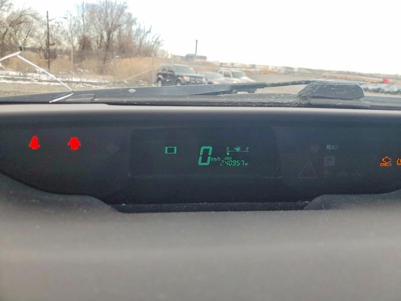 Photo 9 from auction – 2007 TOYOTA PRIUS with VIN JTDKB20UX77611947