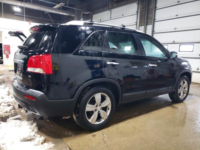 Photo 3 from auction – 2012 KIA SORENTO with VIN 5XYKU3A64CG208091