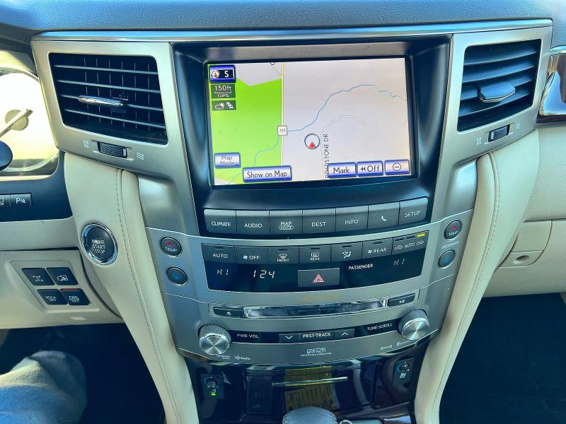 Photo 11 from auction – 2014 LEXUS LX 570 with VIN JTJHY7AX2E4157767