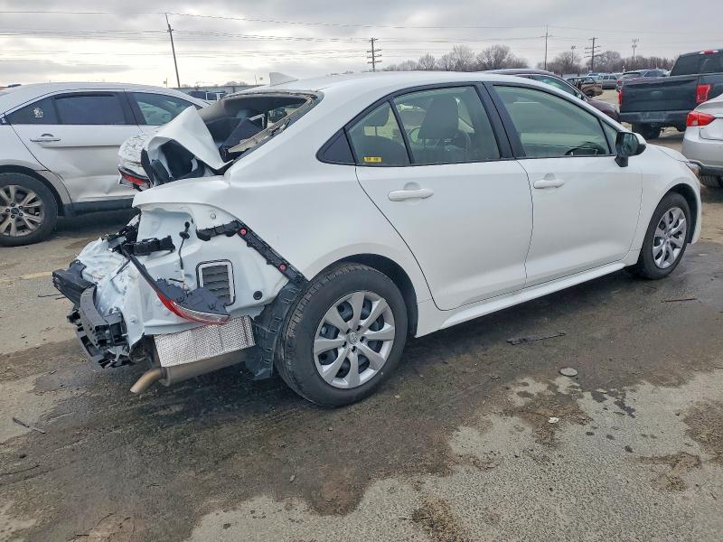 Photo 3 from auction – 2025 TOYOTA COROLLA LE with VIN JTDBCMFE5S3090578