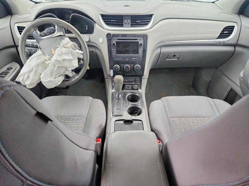 Photo 8 from auction – 2016 CHEVROLET TRAVERSE L with VIN 1GNKVGKD9GJ292617