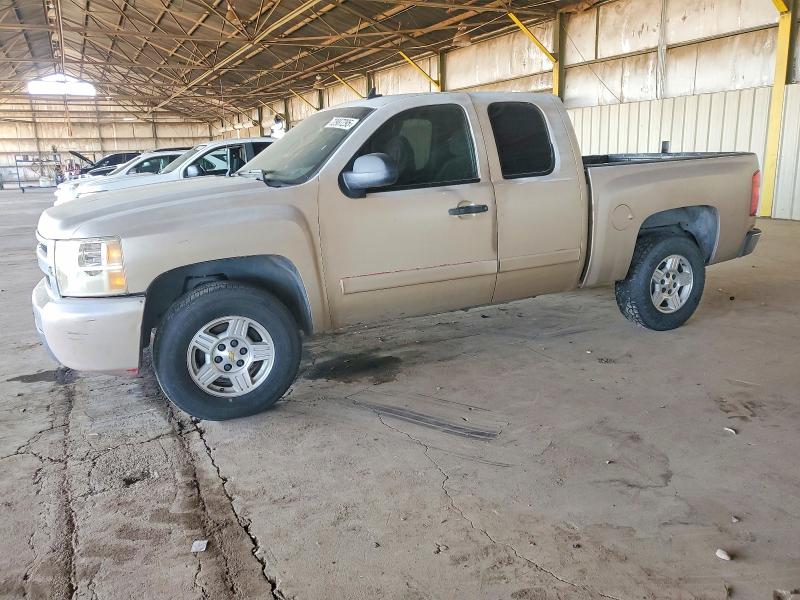 CHEVROLET SILVERADO 2007 with VIN 1GCEC19C07Z573230 - Photo from auction