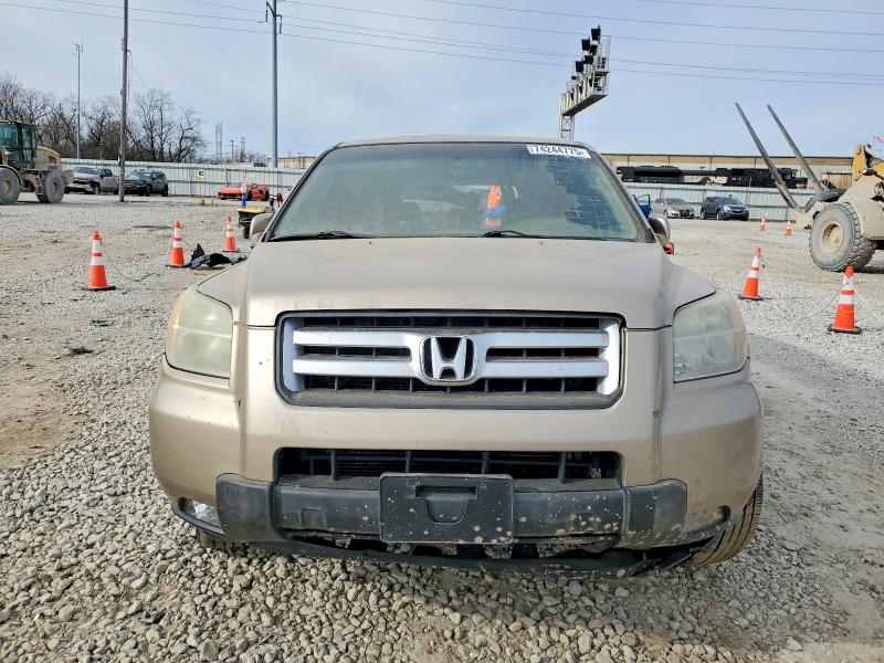 Photo 5 from auction – 2006 HONDA PILOT EX with VIN 2HKYF18646H534338
