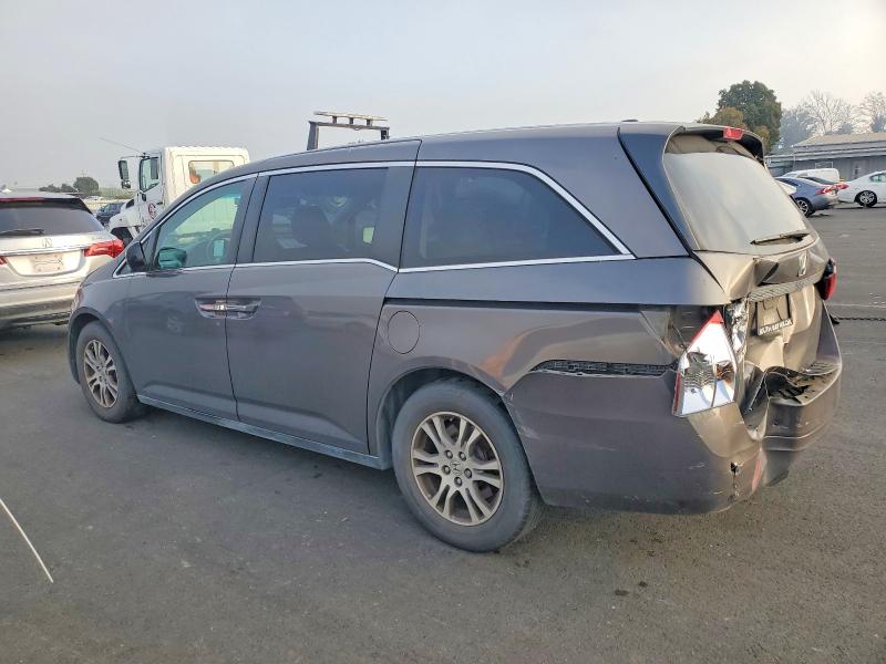Photo 2 from auction – 2011 HONDA ODYSSEY EX with VIN 5FNRL5H65BB038915